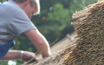 professional Ashfield Green thatchers